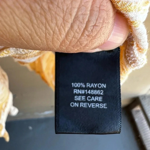 Torrid White and Yellow Rouched Stripes Tunic Top - Torrid Size 0 (Large) - Picture 3 of 4